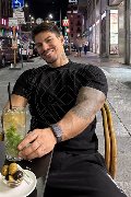 Foto Tentazioni Hot Boys Singapore Pedro Xxxl - 27