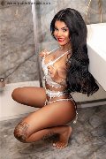 Foto Tentazioni Hot Trans Soletta Bruna Deep Swallow - 14