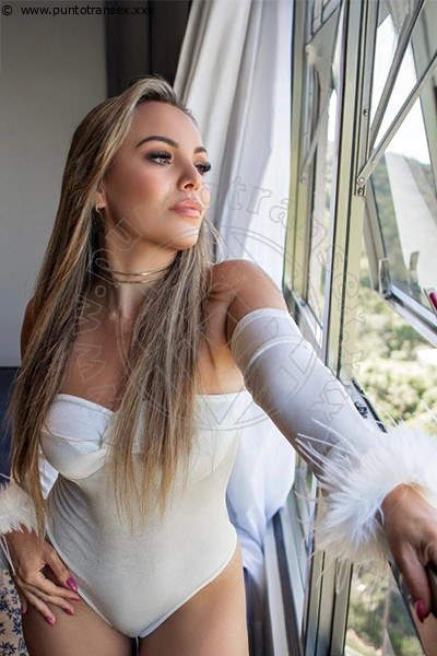 Foto Tentazioni Hot Escort Amira Doll  3519506263