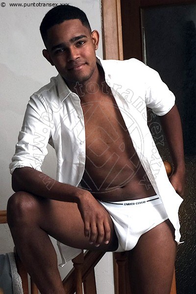 Foto Tentazioni Hot Boys Jonathan 3931575075